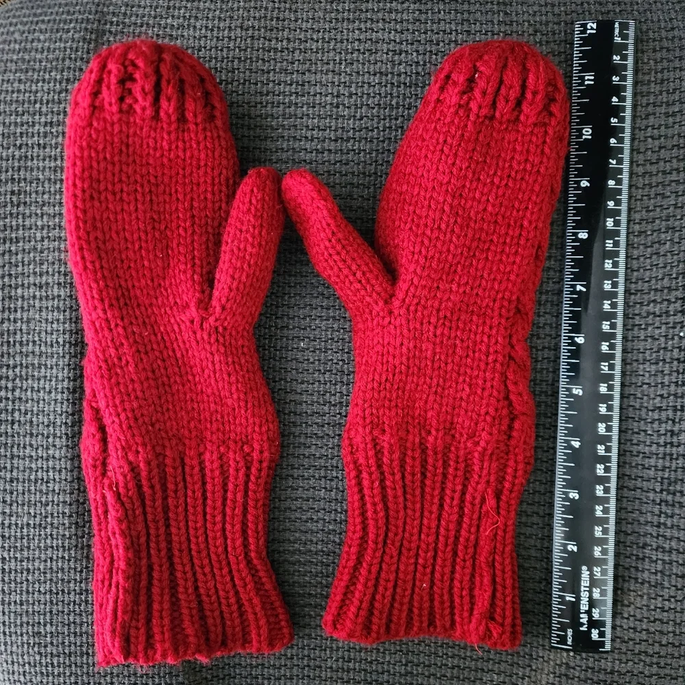 Womens Red Lined Mittens Gloves